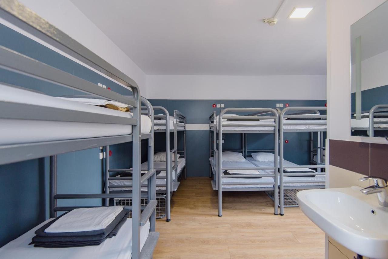 Bett im gemischten Schlafsaal mit 10 Betten