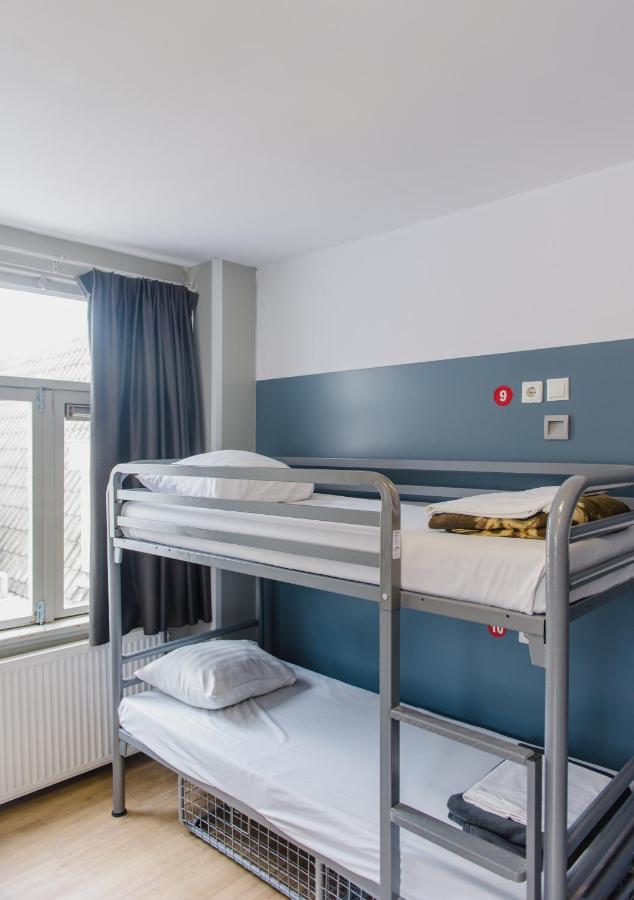 Vierbettzimmer mit eigenem Bad
